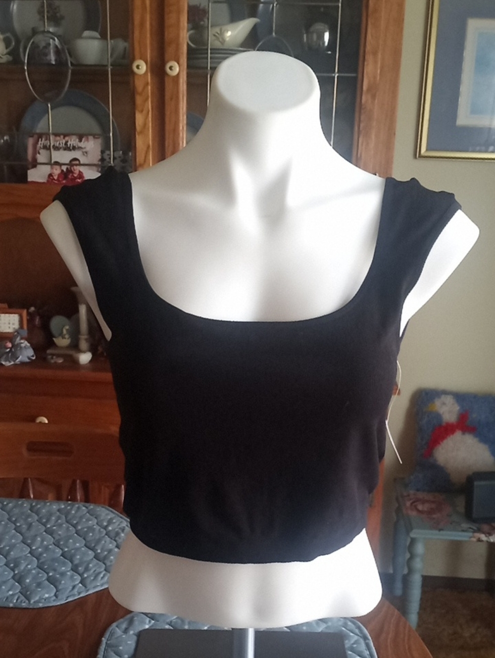 Ardene Black Scoop Neck Cropped Tank